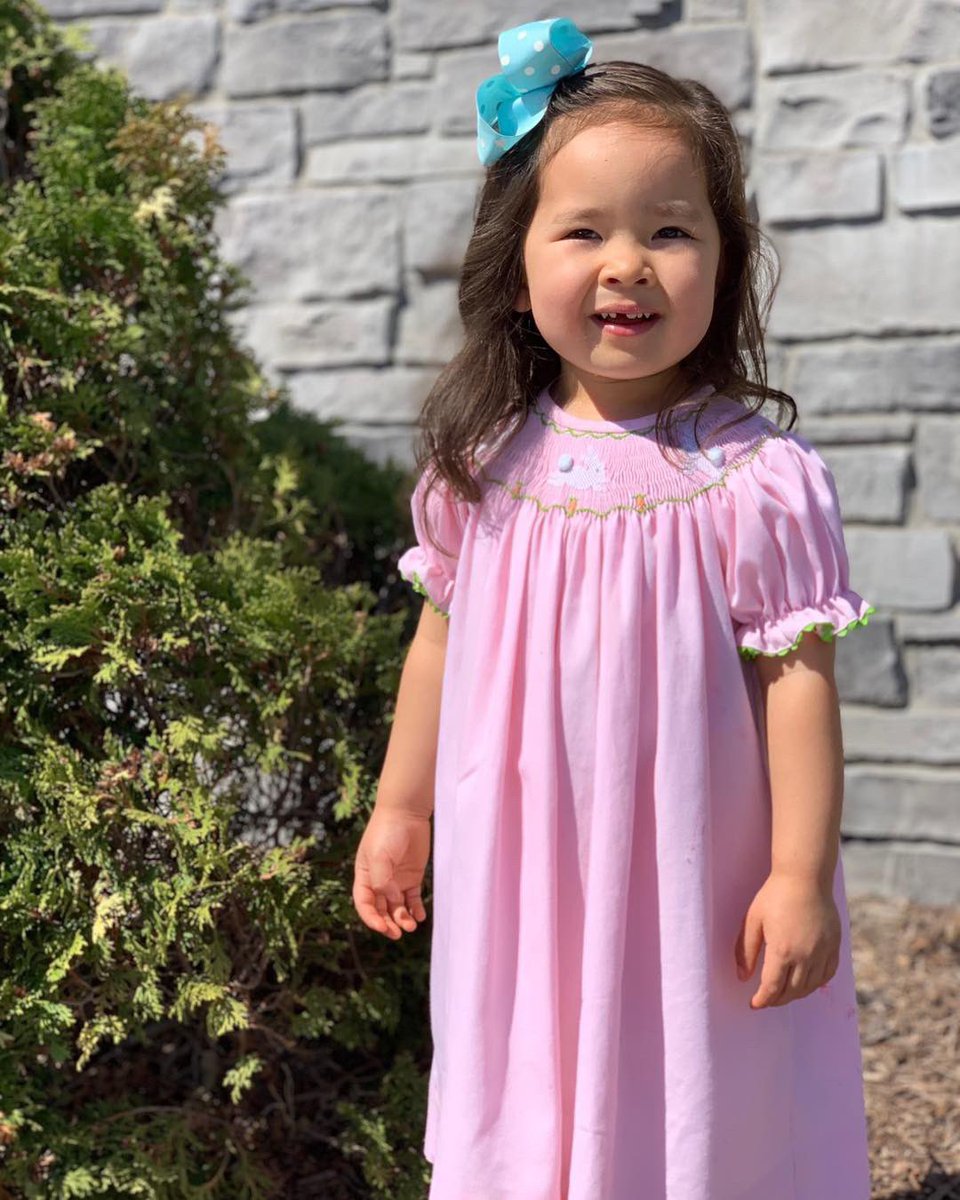 LoPab04's tweet photo. They’re growing way too fast!! #easter2019 #myprideandjoys https://t.co/VglitUz5Ay