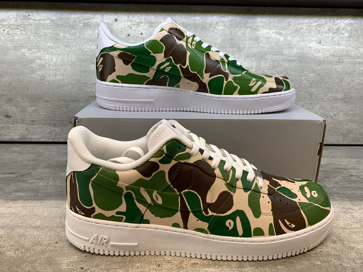dlnqntart's tweet photo. Happy Easter! 🐇🐣 I hope you hid your eggs as well as I hid these AF1s! https://t.co/b452YXIFqM