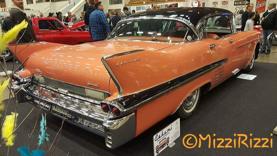 mizzi_rizzi's tweet photo. Cadillac DeVille 1958.

Fotad på: Bilsport Performance &amp; Custom Motor Show, Elmia Sweden, 2016. 

©MizziRizzi
#CadillacDeVille1958
#Cadillac #CadillacDeVille
#Elmia https://t.co/ke2HfPwDA1