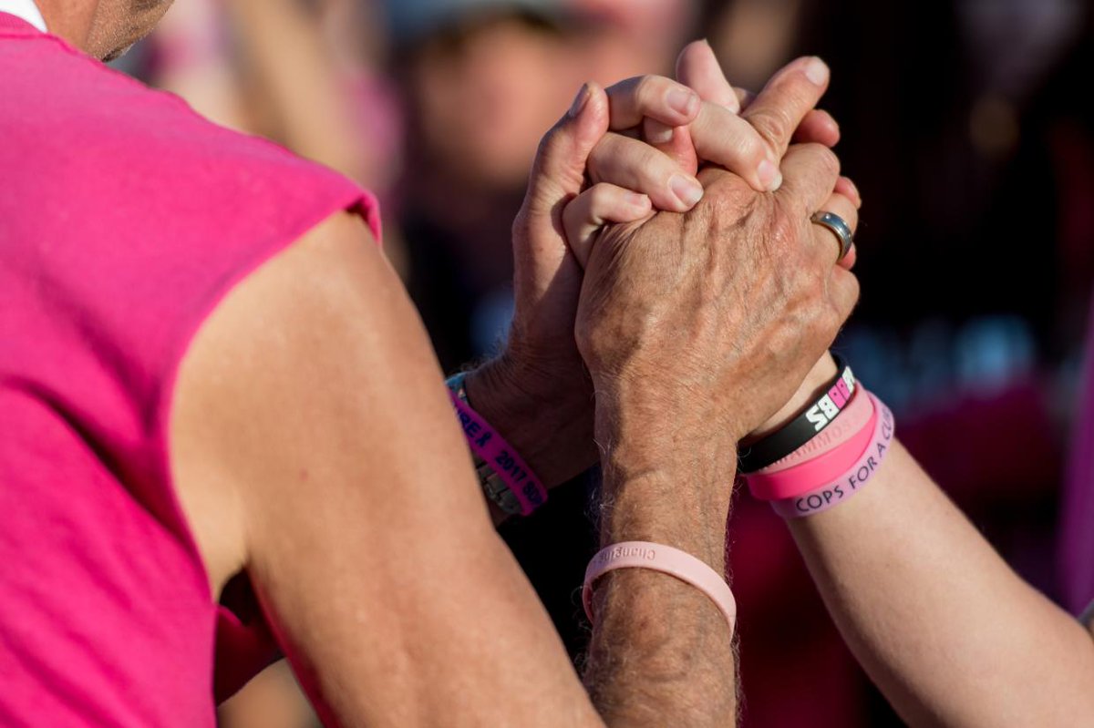 komennewjersey's tweet photo. In #New Jersey, an estimated 8,550 new cases of invasive breast cancer will be diagnosed among women in 2019, and 1,250 women will die of the disease. Walk. Run. Join Us. on May 5th Race for the Cure.#FightBc #Raceforthecurenj #breastcancerawareness   #SusanGKomen #JerseyCity https://t.co/Da97Fn3Fb6