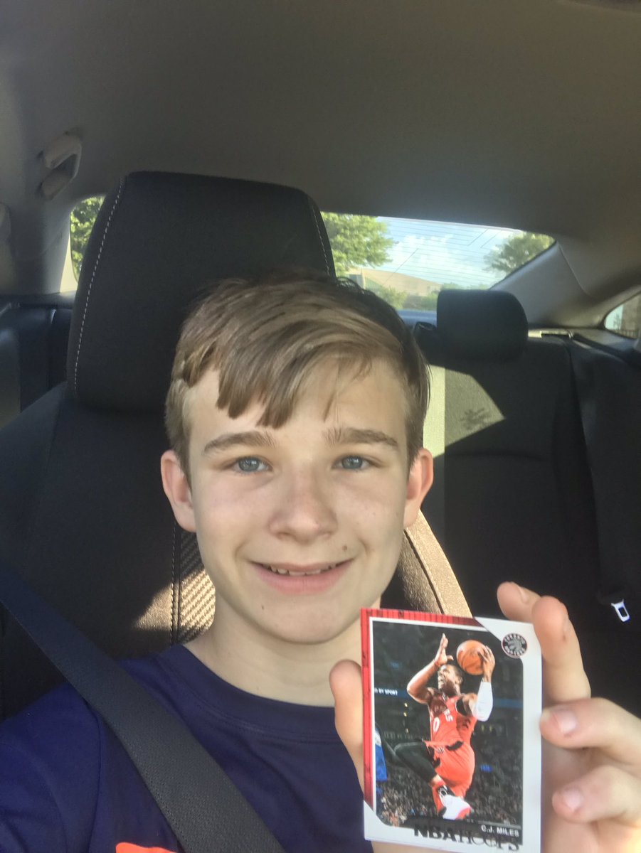 PatienceMFFL's tweet photo. @LLMiles67 @masfresco Look what Blake got in his card pack 🙌🏼 https://t.co/4dIe5IAIoh