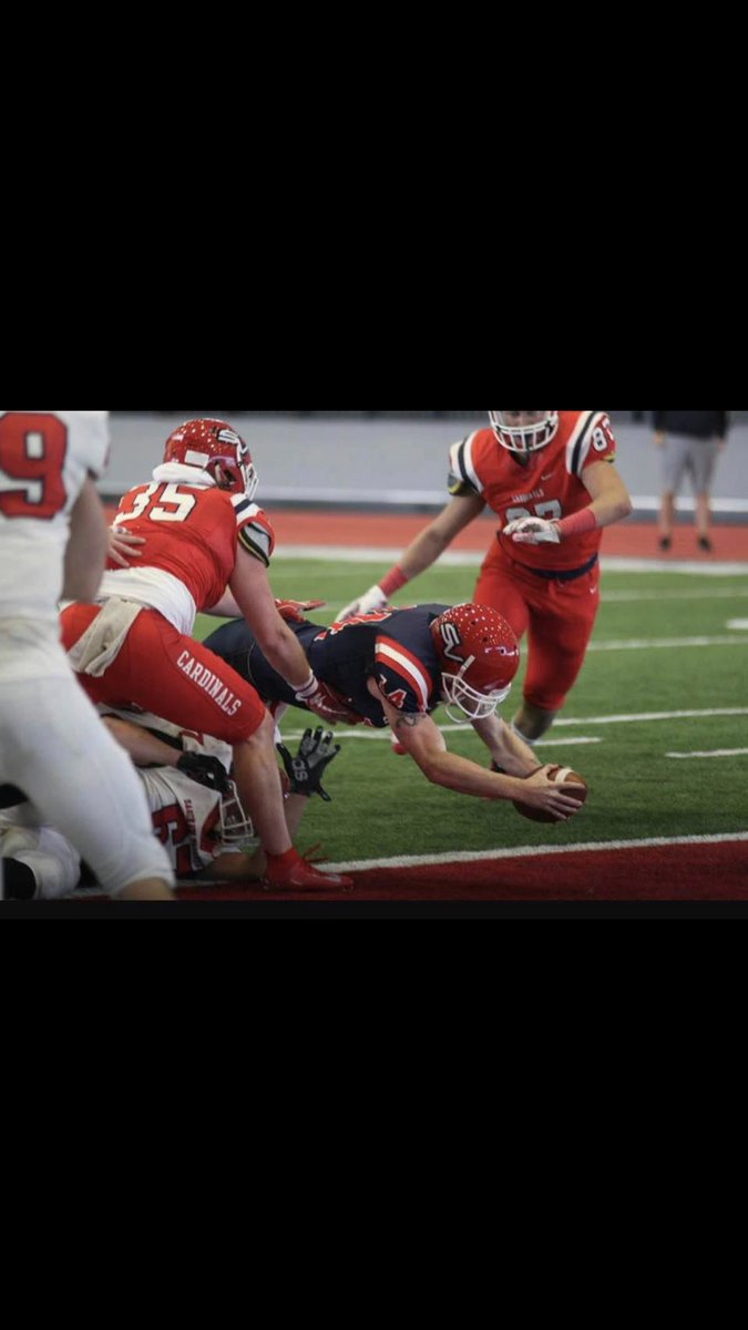 tritonqbacademy's tweet photo. The original Triton QB Elijah Cunningham with a rushing Touchdown in his Spring Game at Saginaw Valley State University. Couldn’t be any prouder https://t.co/tNqUvlOW2u