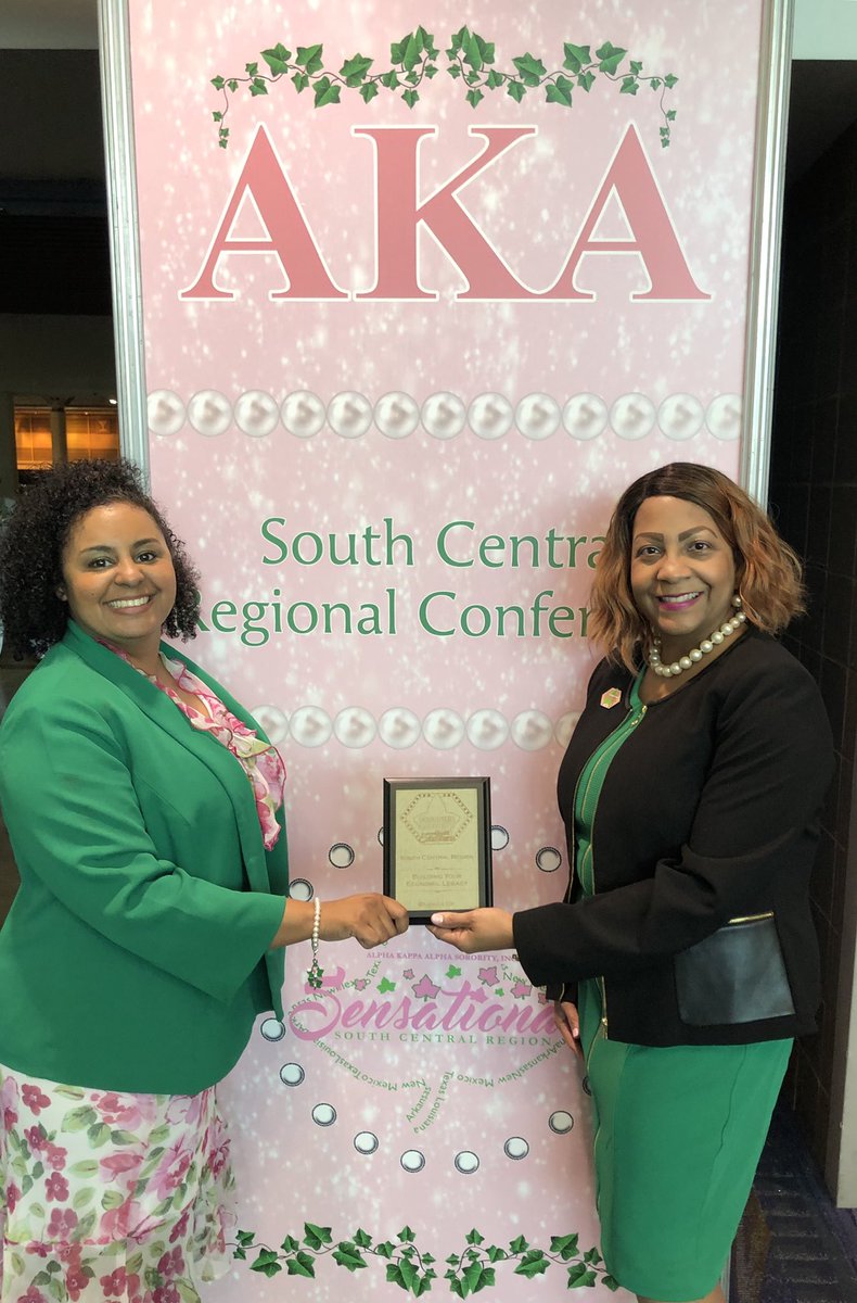 CJAllenLeads's tweet photo. @AKOmega1928 Target 3 Building Your Economic Legacy won 2nd place at @SouthCentralAKA 87th Regional Conference. I was honored to serve as committee chairman with two amazing co-chairmen and many dedicated sorors in 2018. Thanks Basileus Marsha Penn for the opportunity! #SCRC2019 https://t.co/AukGqrFrBE