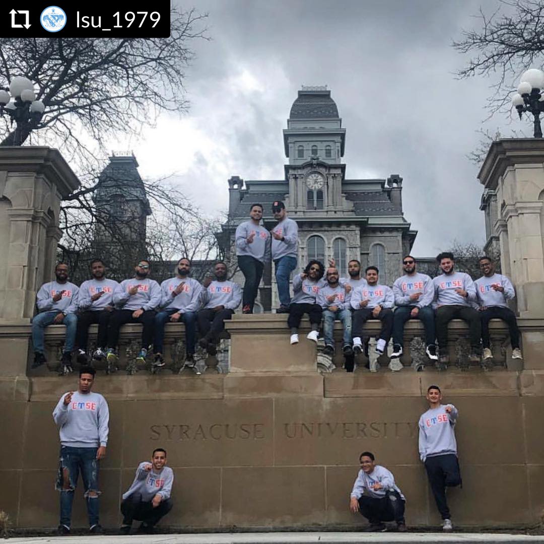 REGION4_UPSILON's tweet photo. Check out our brothers from the Archias Chapter at Syracuse University! This past weekend, brothers gathered in Syracuse to celebrate 15 years of achievement andBrotherhood.Congratulations on reaching a milestone anniversary of 15 years 🍊 PaLante Siempre #ArchiasChapter #LSU1979 https://t.co/I9mGwFQQAu