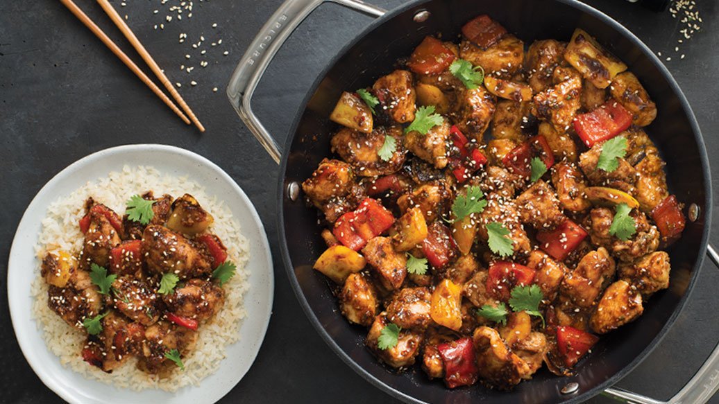 Aleasha_S's tweet photo. One of our favorite dishes to make GF General Tao with steamed 🍚 🙌 #whatscooking #generaltao #itsnottakeout #perfectlybalanced full recipe @ https://t.co/HPFhBbF6nY https://t.co/sl5BwxrgPd