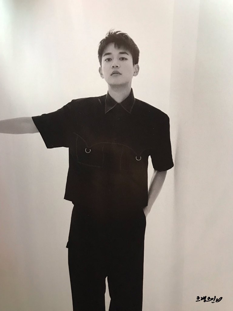 D4uIeGkVUAAe6Jk.jpg:large