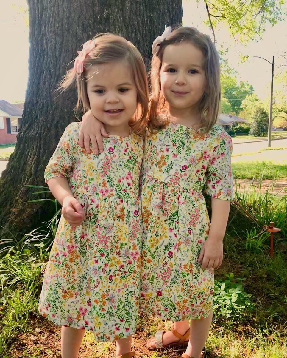 AllHall901's tweet photo. Happy Easter from the Halls!! ❤️#AddyG #EasyE #DaddyG #MomE https://t.co/mJK3iA32i5