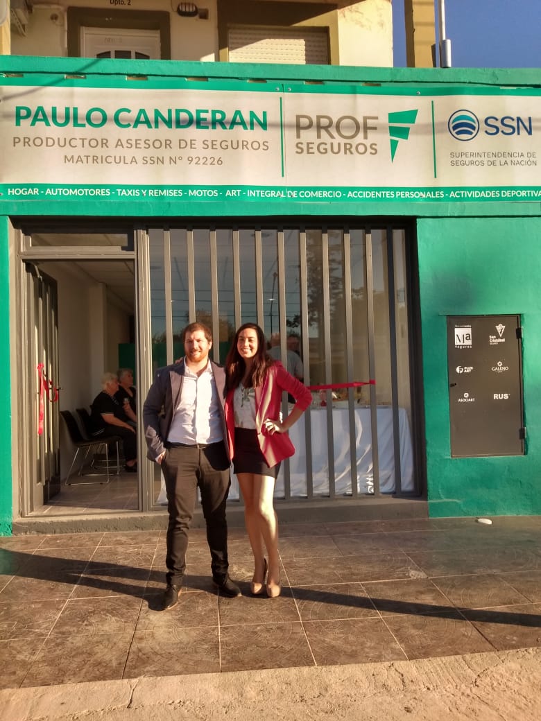 PCanderan's tweet photo. Les comparto un poquito de mi felicidad de hoy. Ojala todos tuvieran gente que los qyiera y los segundee tanto como estas personas me bancaron a mi, sin ellos, nada de esto hubiese sido posible. GRACIAS...
https://t.co/uBA3KF29fU https://t.co/coQ9i6pDOw