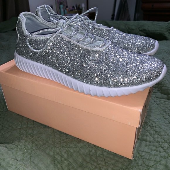 jadamsshoes