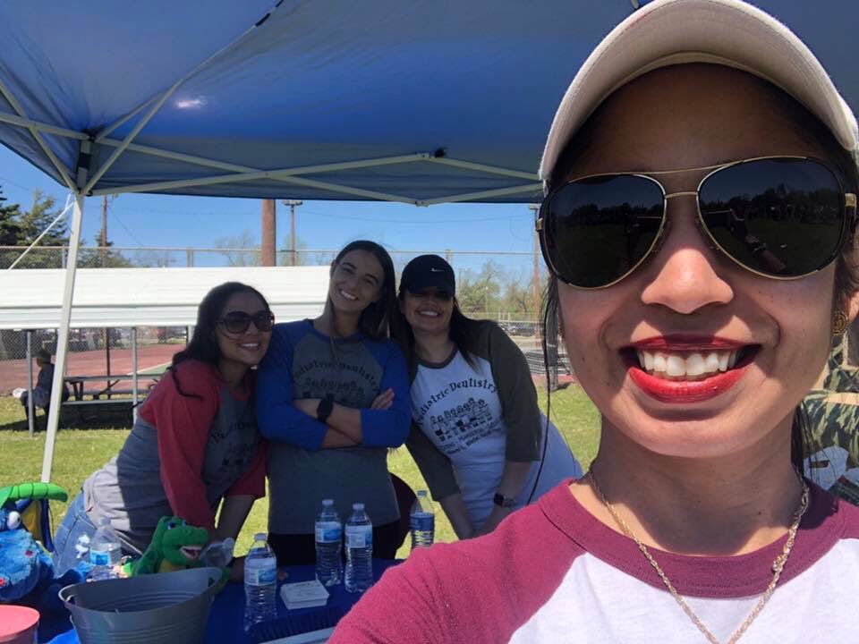 wavelwellsdds's tweet photo. We hope everyone is enjoyed Easter weekend!! Our team had a blast this morning at Fort Sill’s Easter Egg hunt 🐰🥚🎀🦷 
#easter #wavelwellsdds https://t.co/DKngeSkJkc