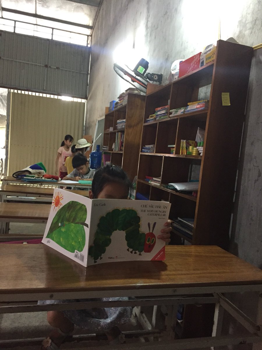 SunflowerLib_Vn's tweet photo. Nice photos of the day! #SunflowerLibrary #Teachersmatter https://t.co/kpWdn68v57
