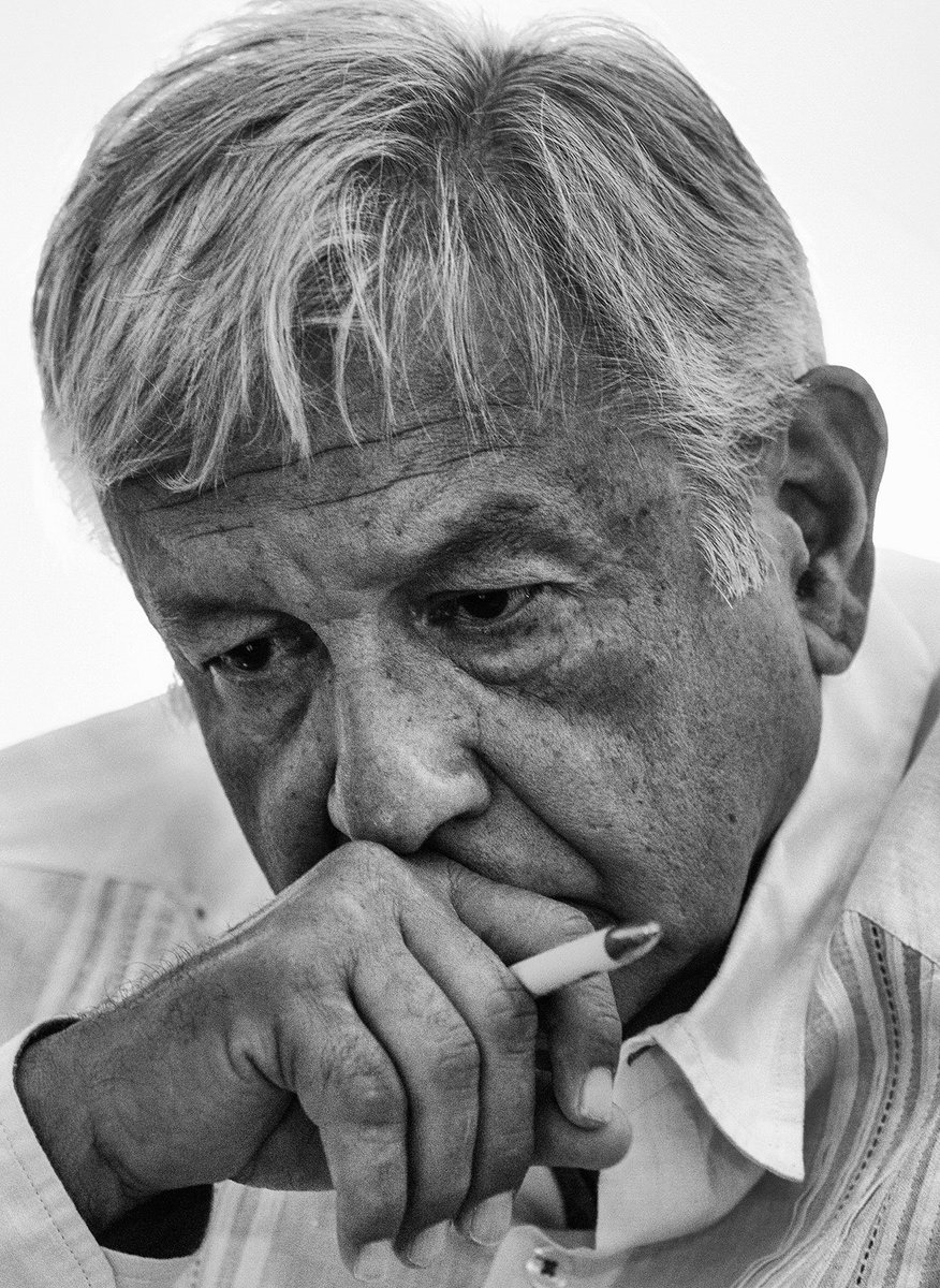 javiestmx's tweet photo. Te tocó agarrar un país en quiebra tras 91 años de incompetencia del PRI y del PAN, y muchos quieren que arregles todo en sólo 4 meses, creen que tienes una varita mágica, sé que no es fácil Presidente @lopezobrador_ , pero #AMLOelPuebloEstaContigo. 🇲🇽 https://t.co/zN1tmFRvma
