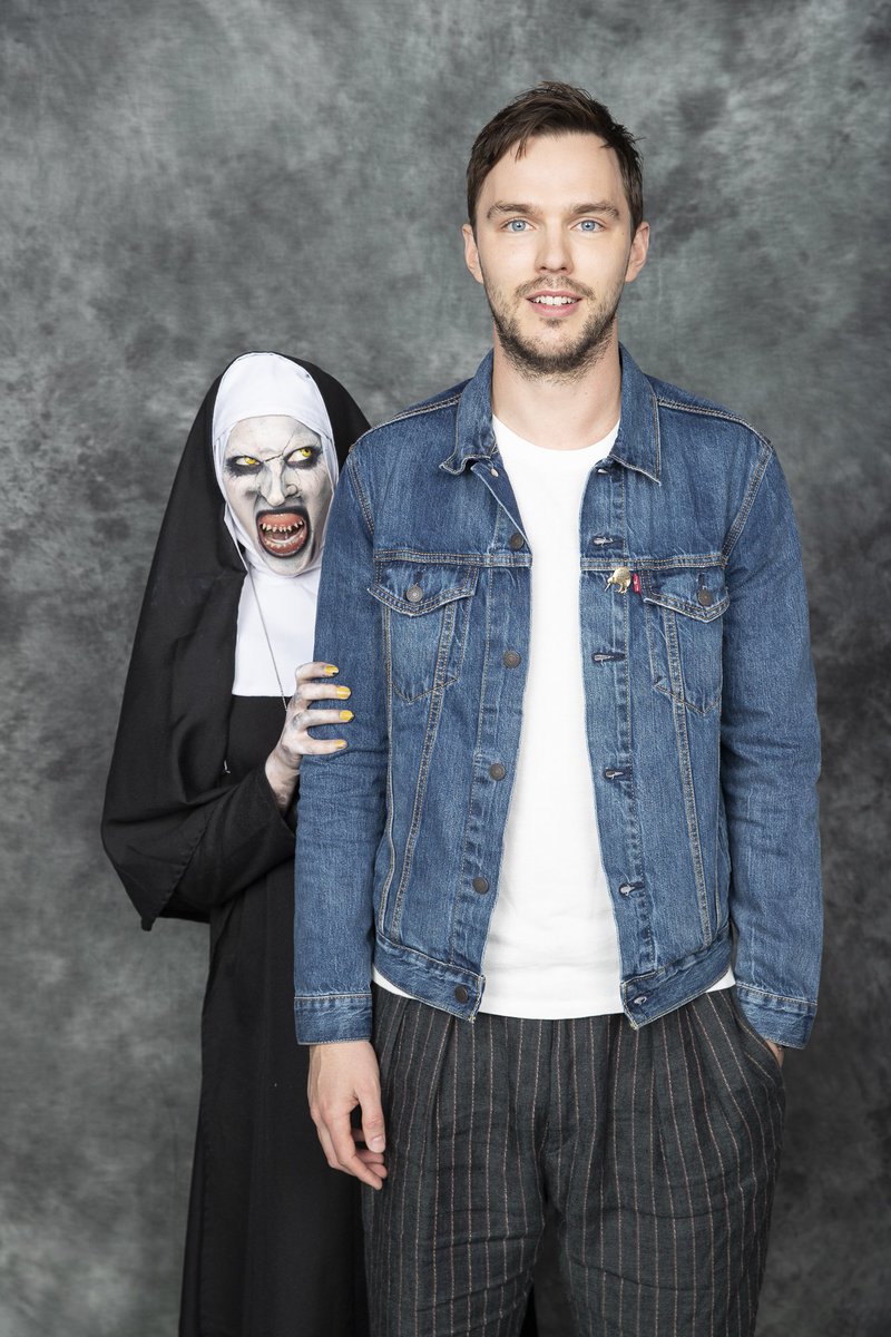 AbnormalAdlam's tweet photo. @thenunmovie meets @NicholasHoult @ @Armageddonexpo! @bonnieaarons1 @corinhardy @XMenMovies @ConjuringFilms 
#TheNun #Valak #JamesWan #ConjuringUniverse #armageddonexpo #WarmBodies #XMenDarkPhoenix #xmen #Cosplayer #horror https://t.co/KfvSvRqbdY