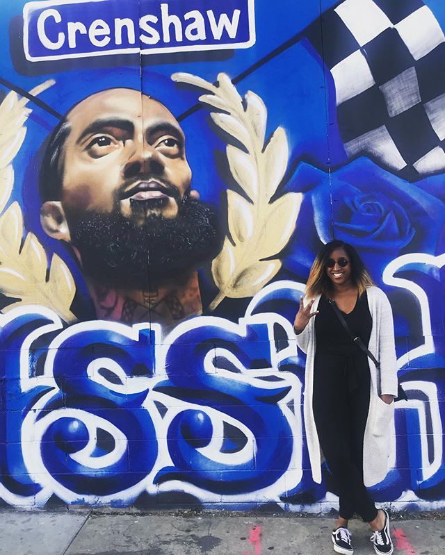 JoyInEurope's tweet photo. Took time out this Easter to pay my respects to a hometown hero. @nipseyhussle May your activism and investment in the street we both grew up on live forever in those of us who make something of ourselves and have the mind and the means to give back ✊🏾🙏🏽… https://t.co/8moykiyNrW https://t.co/wadITWUbIF