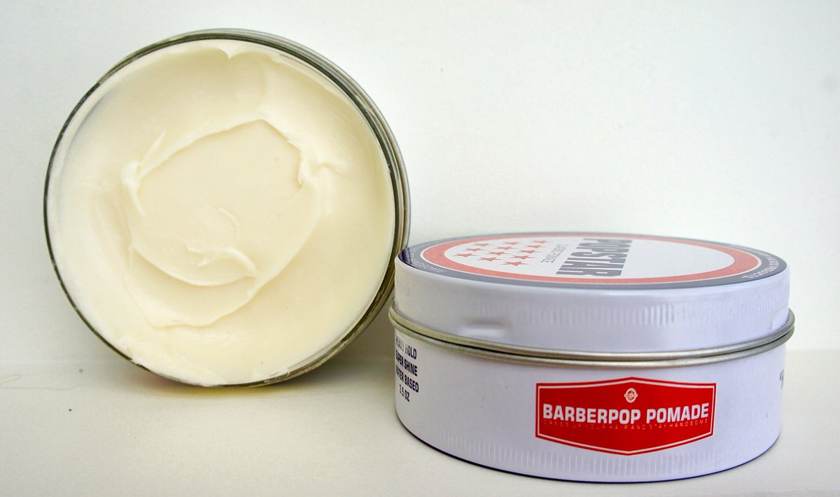 BARBER_POP's tweet photo. POP STAR - Classic Pomade : Super Shine - Heavy Hold - Mix Oil &amp; Water Based - 3.5 Oz | Now Available In Our Store !! #pomade #barberpopomade #popstar #dressupyourhairandstayhandsome #barberpop https://t.co/eveDfV8rED