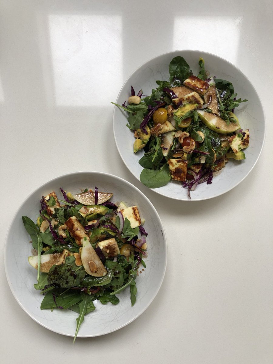 manareats's tweet photo. Salads https://t.co/Qe4oj21Yad https://t.co/X3b5Slyl2t