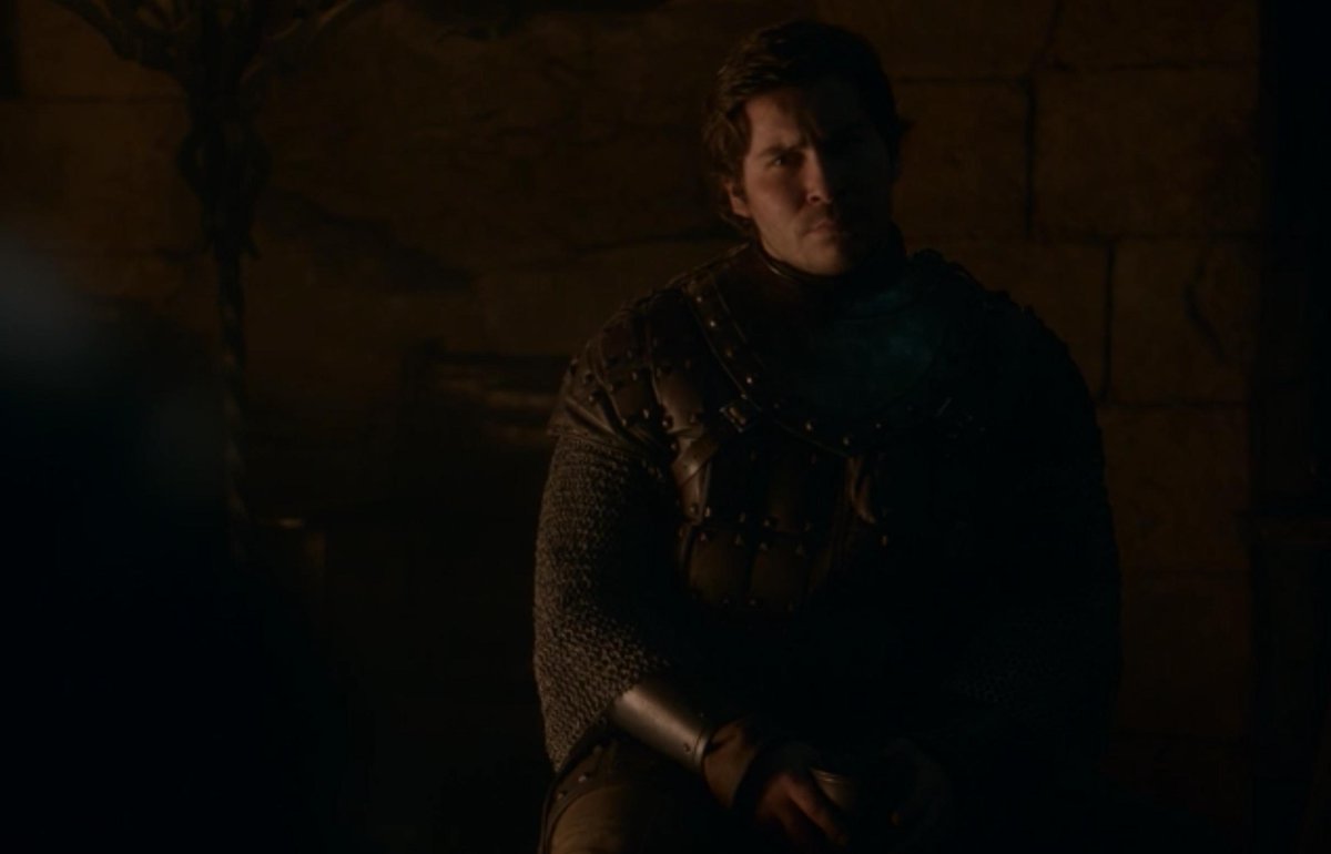 WiCnet's tweet photo. Brienne: "I don't even want to be a knight." Podrick, with his eyes: "Bitch, please." https://t.co/GsGJ4NMCiL