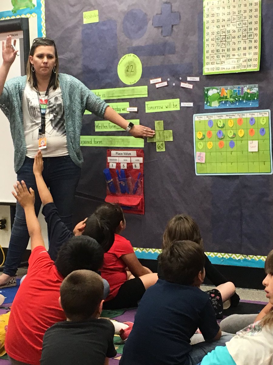 happycappy91's tweet image. It’s always a pleasure to walk through Math for Change Classrooms. especially when you hear students say in unison ohhh because they can now visualize something they couldn’t before.  Like one student said, “I think that’s the most efficientist way!”  @pkleinhanzl #mathforchange