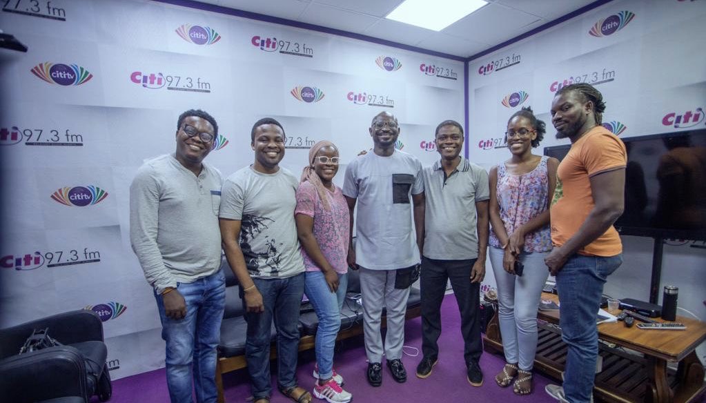 MichaelAfenfia's tweet image. Last night, Karimot Odebode @Lady_Karimah, winner of the Write for Love Poetry Contest 2019, and I were live on Citi 97.3 FM Ghana 🇬🇭. 

It was a celebration of the arts, poetry, fiction and creativity in general.