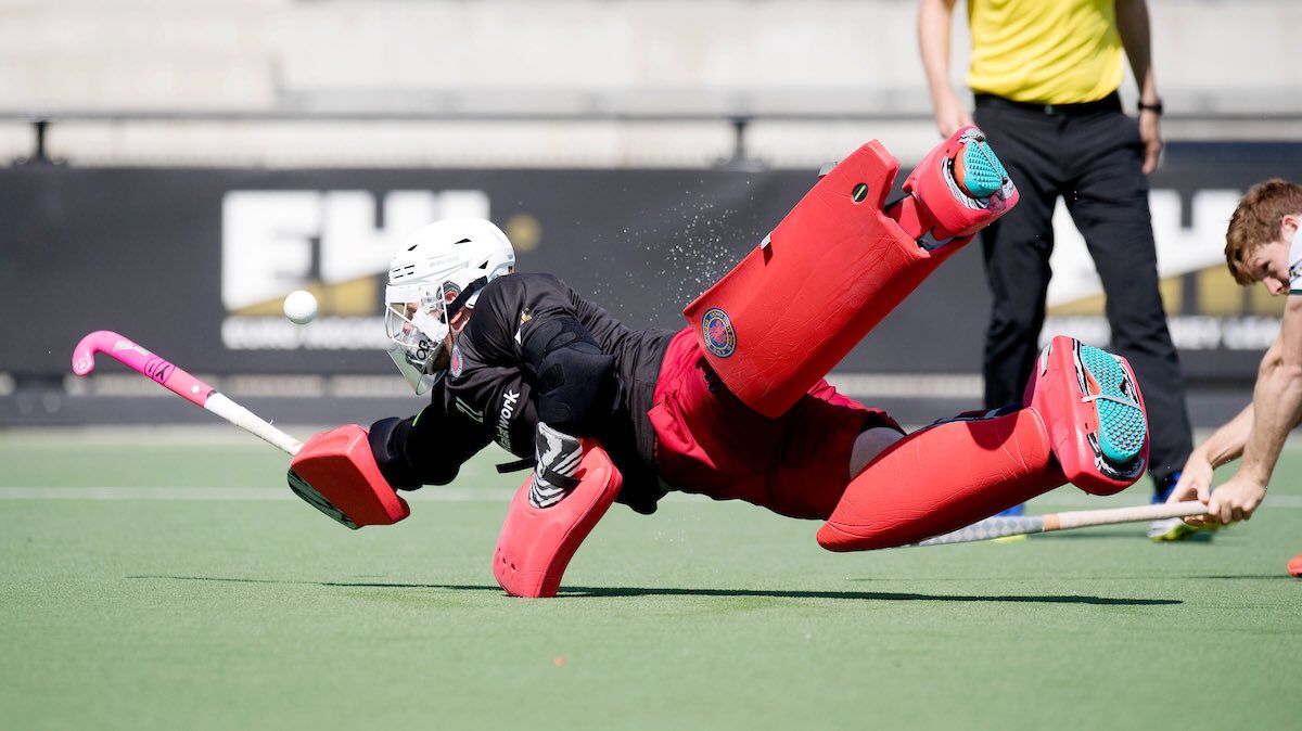 We’ll be back! 
#goaliegruesse #wolfgangdeutschland #forzadragons #comeonyoureds <a href="/fihockey/">Clive McMurray</a> <a href="/eurohockeyorg/">EuroHockey</a> @self_pass <a href="/ehlhockeytv/">Euro Hockey League</a> <a href="/y1hockey/">Y1 Hockey</a> @obogoalkeepers <a href="/gribbidcom/">gribbid</a> @noccobenelux 📸 <a href="/worldsportpics/">Worldsportpics</a>