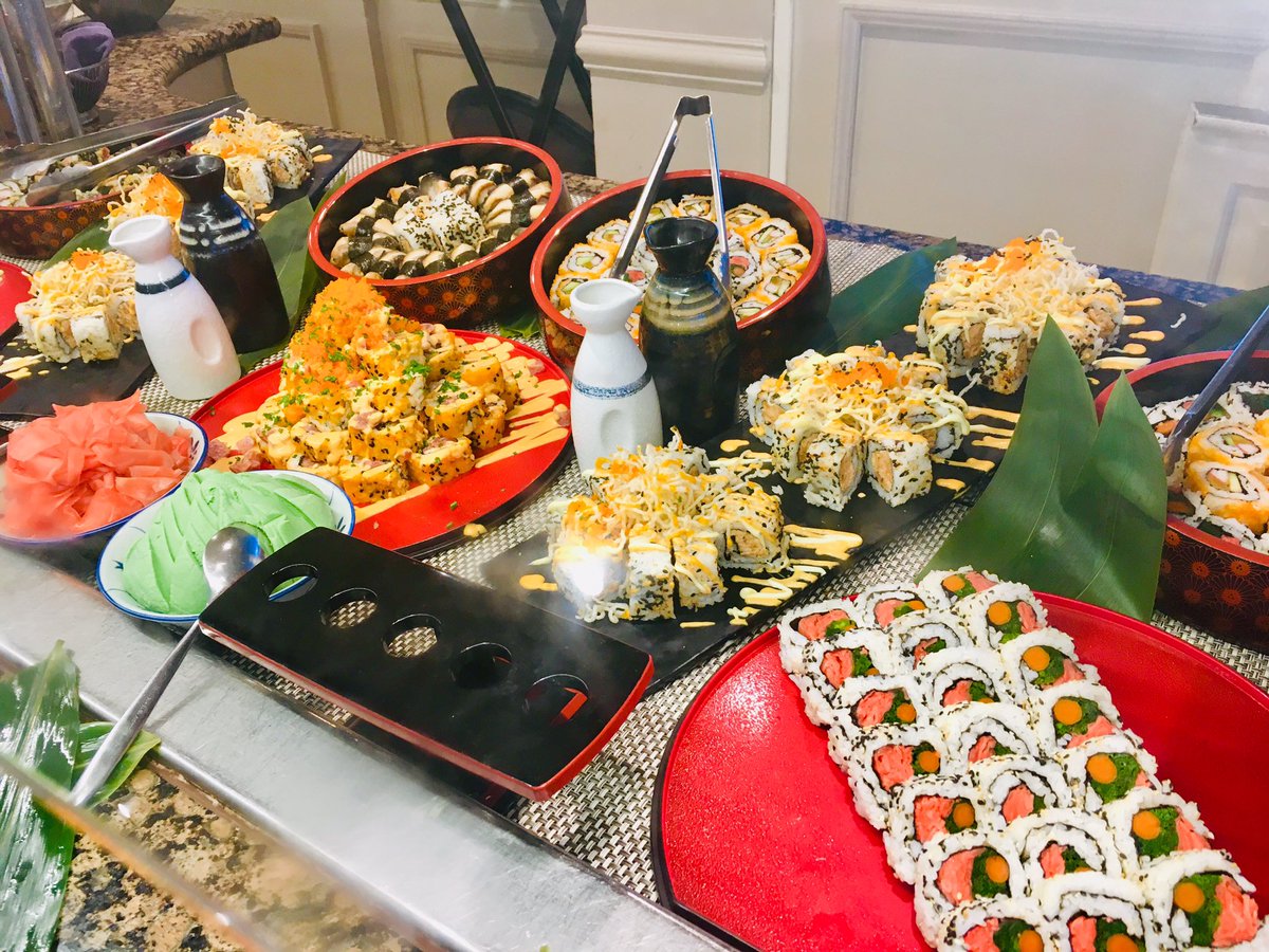 Robsonatsea's tweet photo. Destination Immersion, Japanese Dinner Buffet while in Hiroshima onboard Azamara Quest by Executive Chef Colin and his culinary team, amazing job all!@AzamaraVoyages @AzamaraQuest @Japan #DestinationImmersion #lovettravel #chefsatsea https://t.co/xrVdxwF4BU