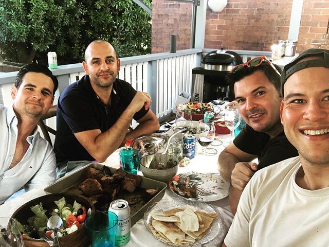 BLDOZA's tweet photo. The boysss. Still talking shit after 20 years since school finished. https://t.co/fIidjYU3VA https://t.co/ljeM6ey8Nz