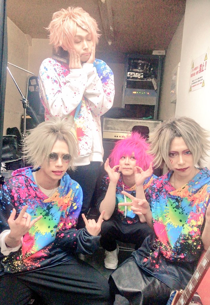 zeallink_LIVE's tweet photo. 【BATTLE-Z- VOL.3】
ジャックケイパー情報！

■4/28(日)新木場STUDIO COAST
「Cure World Visual Festival 2019」

■5/8(水)池袋EDGE
ViSULOG presents 「HYSTERIC CIRCUS 2019-BAD PARTY-」

詳細はこちらから！
https://t.co/RtWne3VCFB https://t.co/Zncpi1nG8I