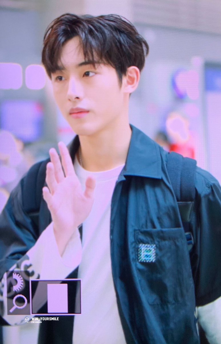 #WINWIN #董思成 #윈윈
#WayV #WeiShenV
190422 ICN