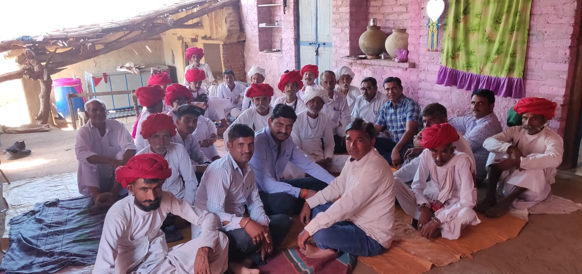 Desaimahend's tweet photo. @karamiram111 @INC_Rajasthan @ashokgehlot51 @RatanDevasiINC We also doing the same things at ground level.. https://t.co/yIIyb1Jx3y