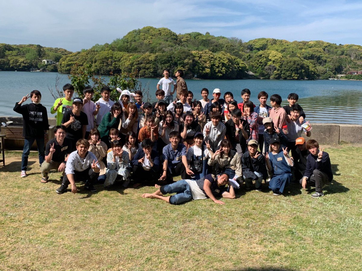 SeisyunEF's tweet photo. 環境祭で新入生歓迎バーベキューをしました‼︎
多くの1年生が来てくれたおかげで筋肉ムキムキの部長も磨きがかかった身体になりました💪
これからもさまざまな活動していくつもりなんで参加よろしくお願いします🤩 https://t.co/9mOHMEk1PS