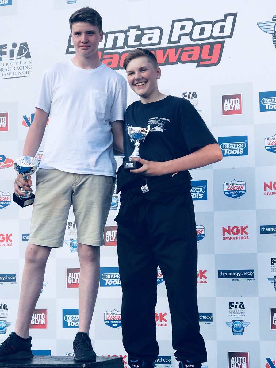 FordhamFrankie's tweet photo. What a great weekend @SantaPodRaceway . Qualified 12th and came runner in the finals . Great start to the season @EDF_Motorsports @peterboroughtel @chrisbourne2win @Mercury1712 @thebournelocal @bournetownuk @Royal_Purple @VAVEL @lincolnshire22 #dragracing #uk #motorsports #racing https://t.co/EJR02g4G0B