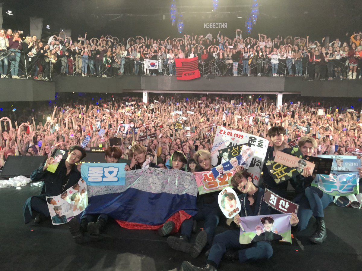 ATEEZofficial's tweet photo. [📷] TODAY ATEEZ
　
THE EXPEDITION TOUR in Moscow🇷🇺
유럽 투어도 무사히 마쳤습니다!🥰
함께해준 모든 에이티니 감사합니다👍💕
　
#TODAY_ATEEZ #ATEEZ #에이티즈 https://t.co/jLhcUBIG2s
