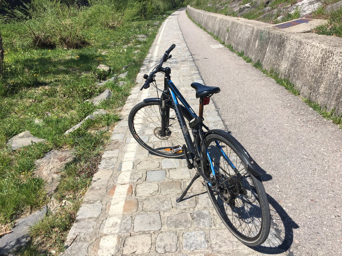 chrisccummins's tweet image. The #CobbledClassics of #Vienna? Yep, I&apos;m addicted... #cyclinglife youtube.com/watch?v=PZghs0…