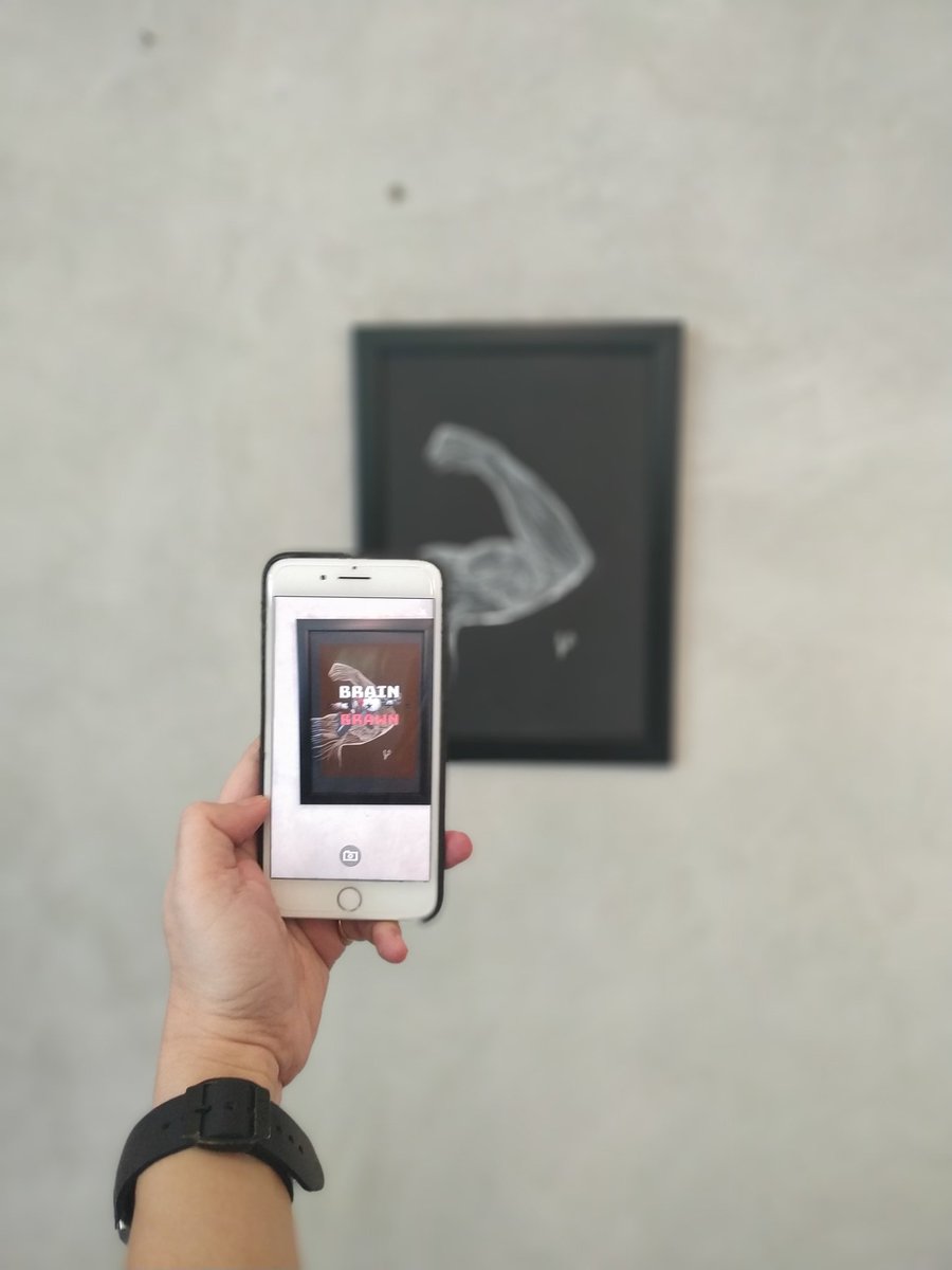 snap_card's tweet image. Skecth Exhibition Mr.D One Finger using @snap_card to show magical experience Augmented Reality

#snapcard
#kartunama
#AugmentedReality
