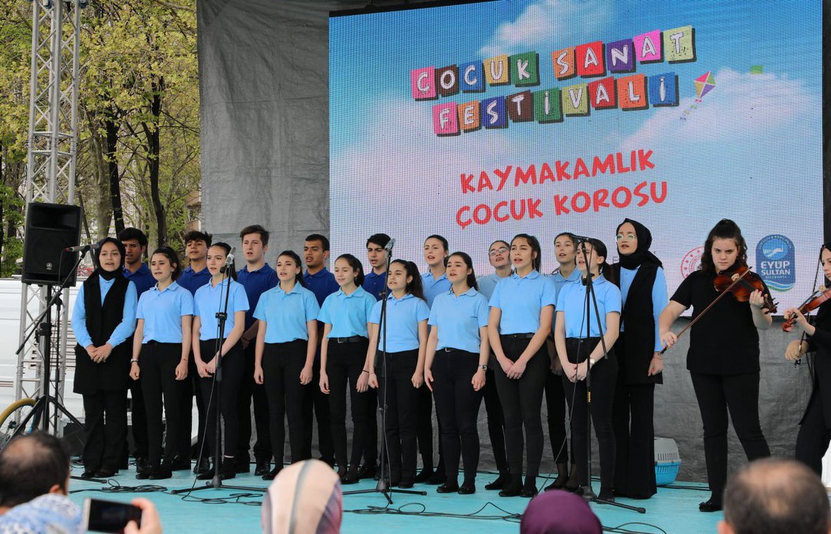 Egitici Cocuk Oyunlari Bir Osmanli Pedagogu Ahmed Edib Ve Terbiyevi Cocuk Oyunlari