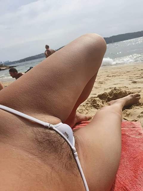 SkyRambot's tweet photo. Summer sex https://t.co/JWSg7HuNFW