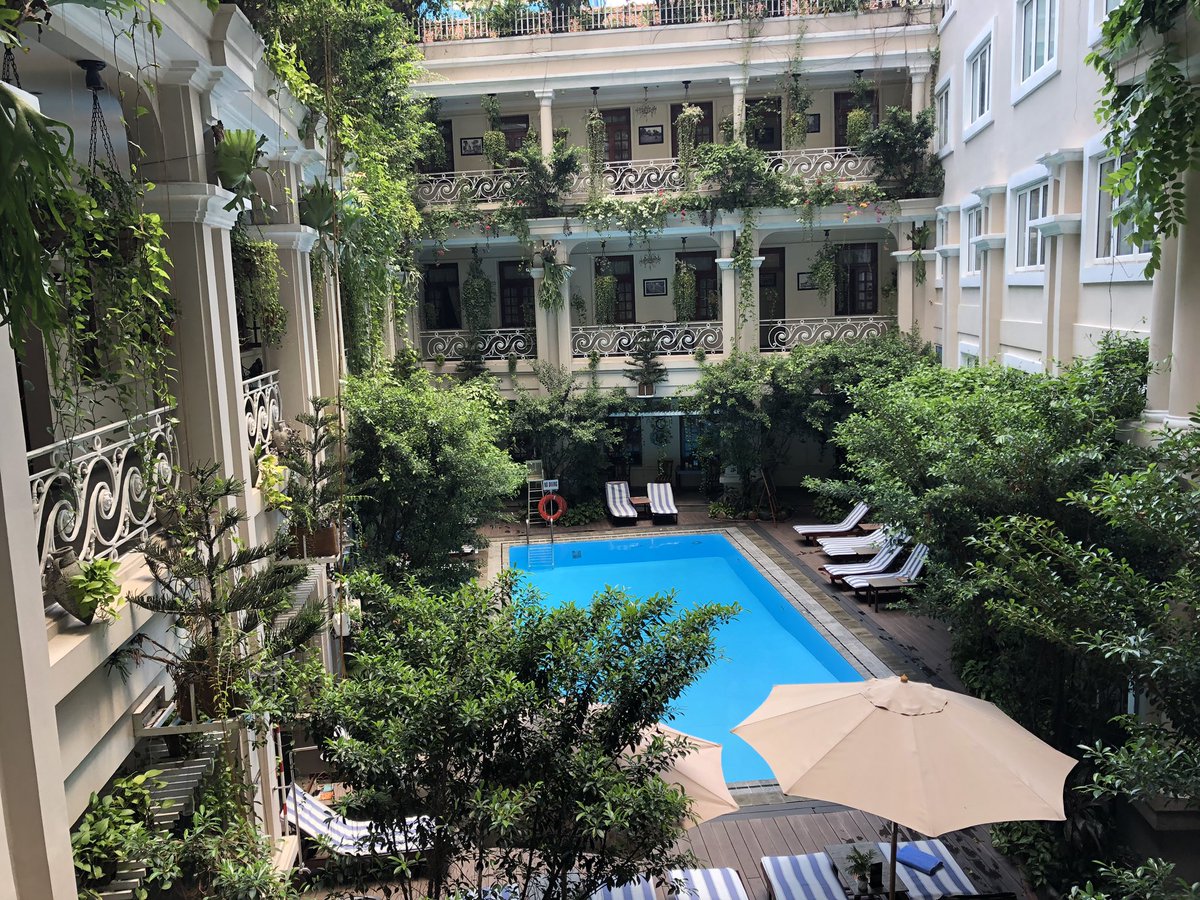 similner76's tweet image. Time for swim and a 🍺!!!