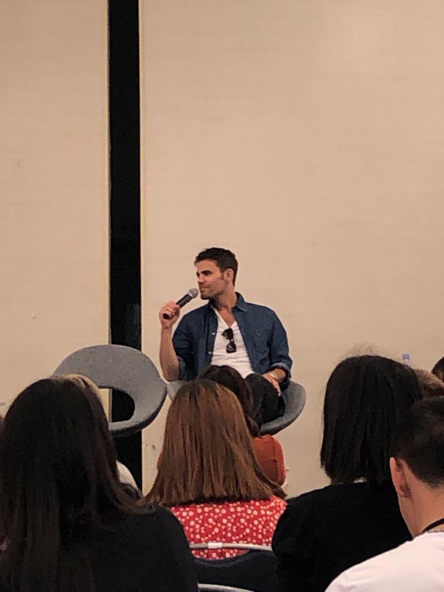 _maeevaaa_'s tweet photo. This day was amazing, really ❤️ thank you soooo much guyss ❤️ #paulwesley #natebuzolic #pariscon @paulwesley @natebuzz @real_kaylaewell @ultimeventz https://t.co/SdUtqg1PO2
