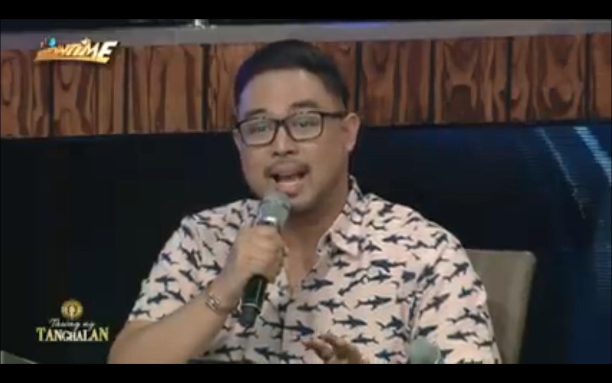 theresecasas's tweet photo. If isa ka sa mga contenders tapos si Hurado Jed ang natapat sa'yo, sobrang laking tulong ang mabibigay niya talaga at for sure magagamit mo lahat ng mga comments niya para lalo ka pang gumaling sa craft mo. @TNTABSCBN @itsShowtimeNa @jedmadela #ShowtimeWelcomeBack https://t.co/RoK3E9fEGa