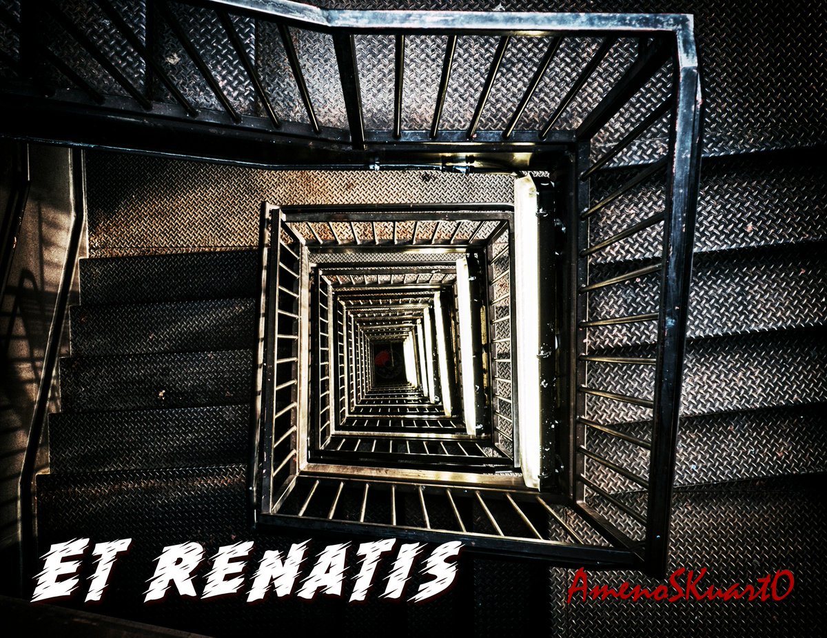 Ya está disponible en amenoskuarto.com y en plataformas musicales ET RENATIS.

Es nuestro cuarto álbum de estudio, heterodoxo, irreverente, alejado de tiempos y modas. Básicamente hemos hecho lo que nos ha salido de los cojones (como siempre).

open.spotify.com/album/2NyTv5Eh…