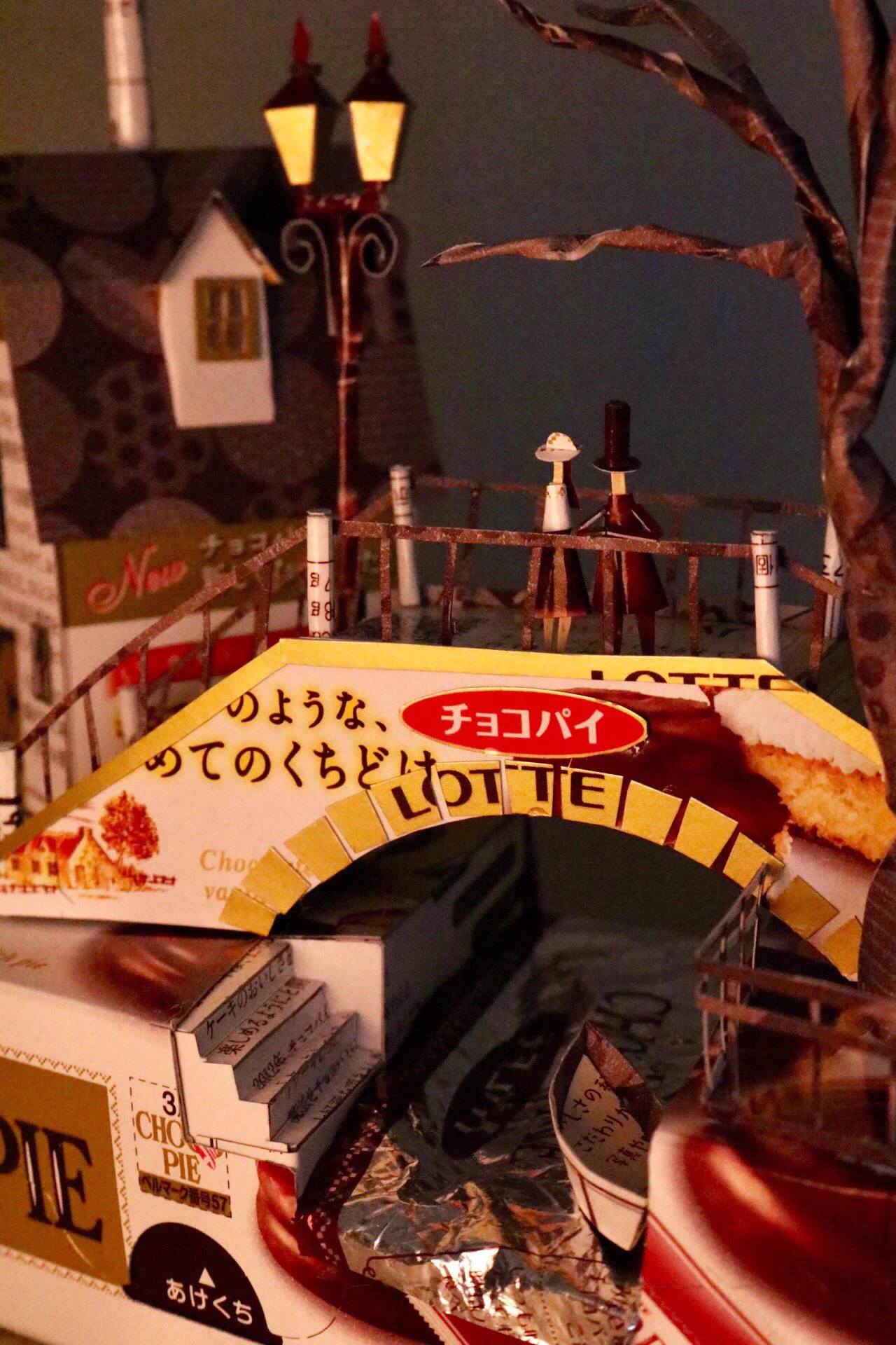 チョコパイの空き箱で工作しました！細かすぎる作品に感動！