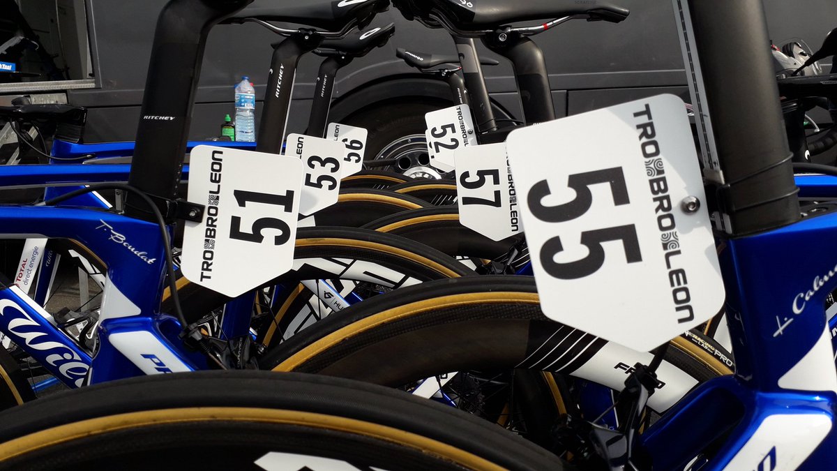 TeamTotalEnrg's tweet photo. #TroBroLeon Faites votre choix dans la famille @TDE_ProCycling pour le @trobroleon. #alleztotaldirectenergie https://t.co/7ucuH68Nol