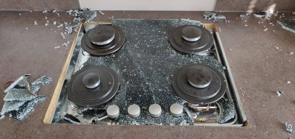 boyd_ta's tweet photo. @Hoover_UK Hi hoover, what do you do when your 2 year old hob explodes, sending glass all over the kitchen? https://t.co/dmIV6OP1Eq