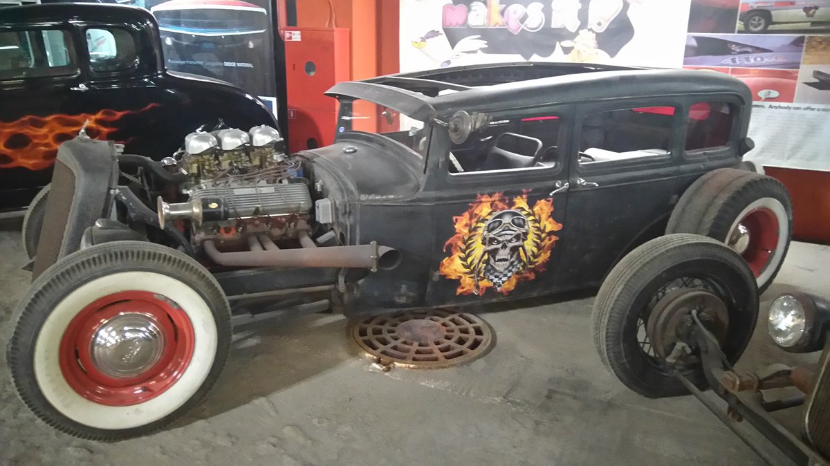 brioni_Z's tweet photo. Ford rat rod
@jacksback01
#musclegarage #SanktPetersburg #Russia https://t.co/TpbBIMTqYN