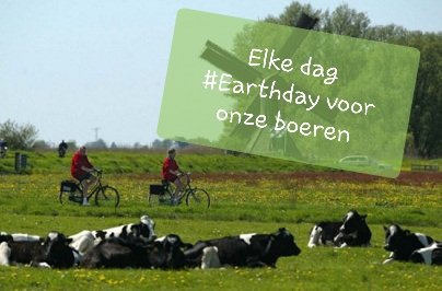 Ook vandaag zorgt 0,3% vd bevolking voor het eten van die andere 99,7%. En intussen zorgen ze ook nog voor ons landschap, zodat wij óók op #TweedePaasdag weer kunnen genieten van het mooie platteland. 
#EveryDayEarthday for farmers.
Elke dag #Earthday #Dagvandeaarde voor boeren