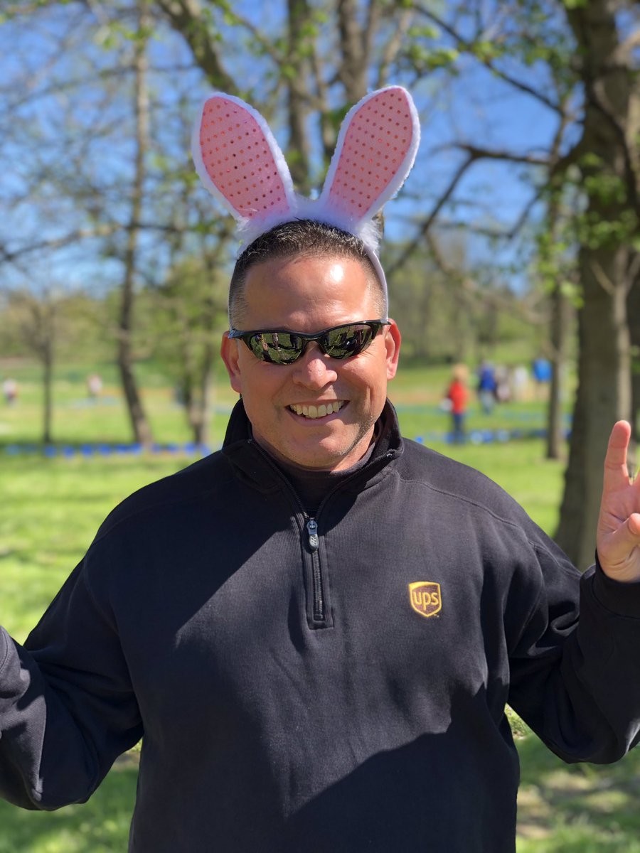 Supporting the St. Louis Leukemia &amp; Lymphoma Society in their annual Hunt for a Cure Easter Egg event - UPS strong!