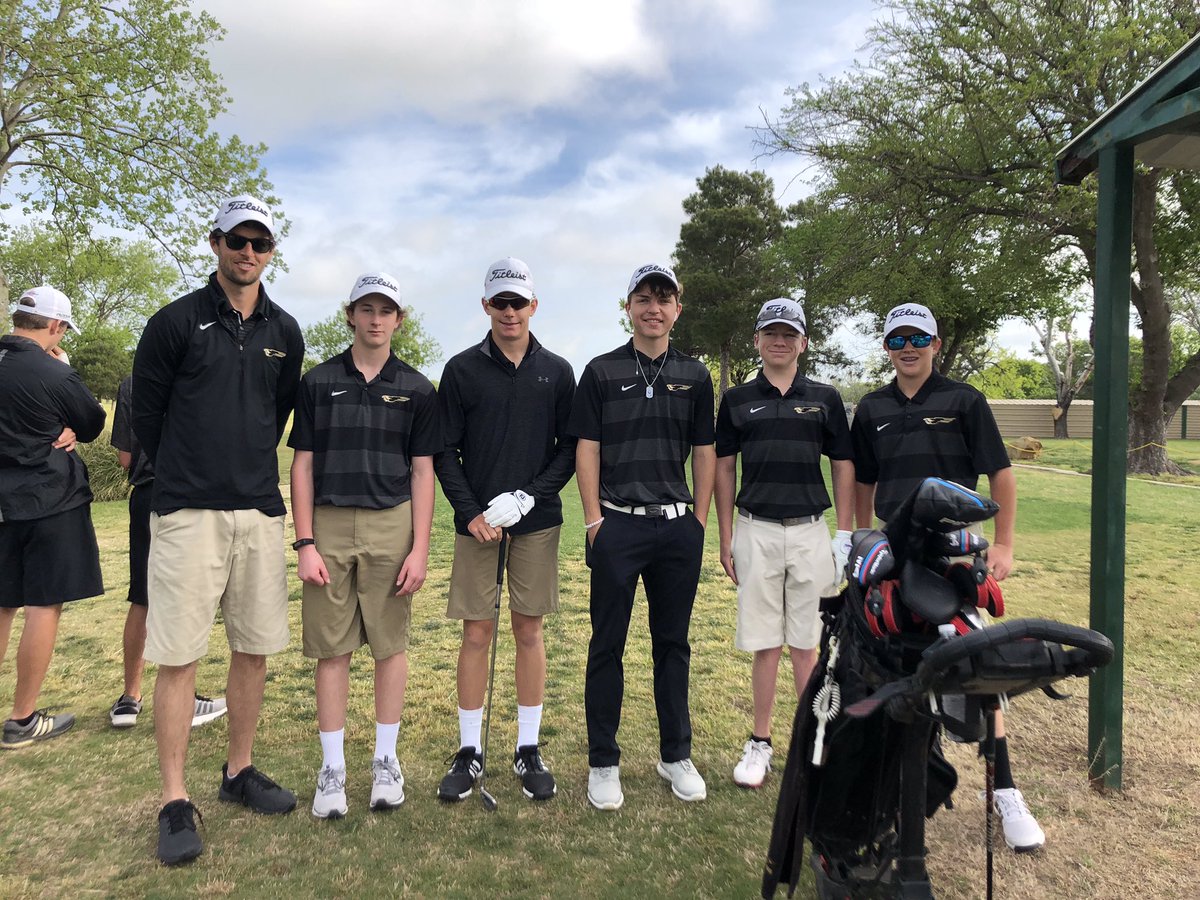 coachcogburn's tweet photo. Falcons set to start regional golf tournament. @BushlandHS @BushlandISD @txpatriot66 @BISDFalcons @FalconBooster https://t.co/nKHB4J0Zea