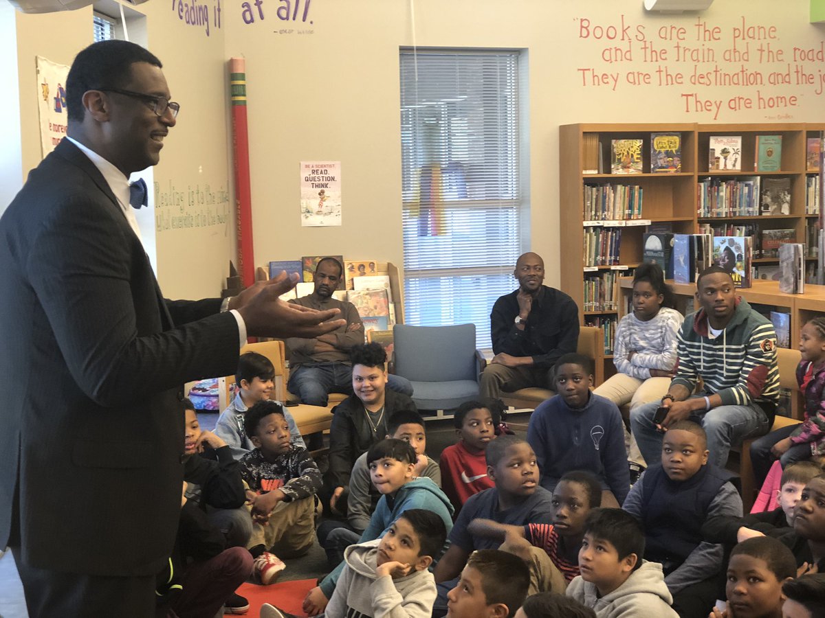 FayStreetElem's tweet photo. Big Shoutout to our Village full of great dads, uncles, brothers, grandfathers, and positive men!! Doughnuts with Dad was a great Success Thank you @SSES_Principal for reaching back @pmubenga @DurhamPublicSch @JermaineLPorter @PublicDurham @ #WeAreDPS #FSEschool #AllTheWayUp https://t.co/SZnZRWtKmP