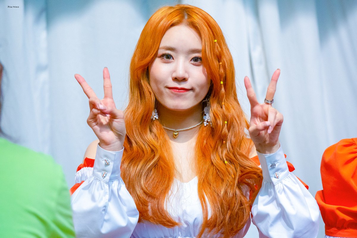 Blue_Wave00's tweet image. 190420 목동 코바코홀 팬싸인회

우리 슈스 의정사마ㅠㅠ
@iMe_Dreamnote 
#드림노트 #Dreamnote #보니 #Boni