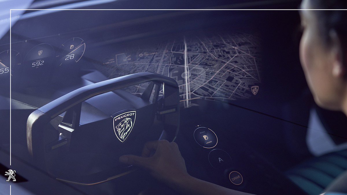 Solo las leyendas marcan un antes y un después. #PeugeotELegend